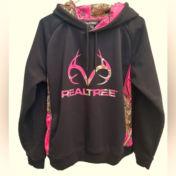 Realtree Tops - Realtree Ladies Hoodie